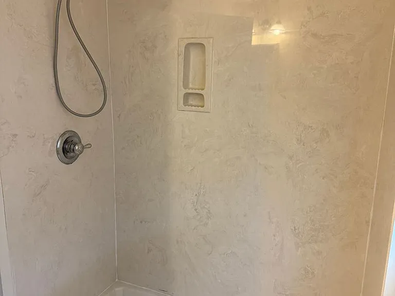 812 E Main St — Photo 14