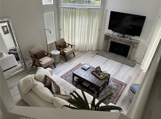 166 N Singingwood St UNIT 15, Orange, CA 92869