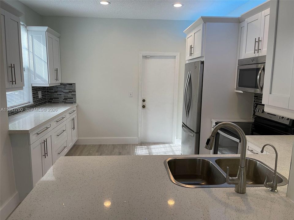 1st image of 3675 San Simeon Cir #3675