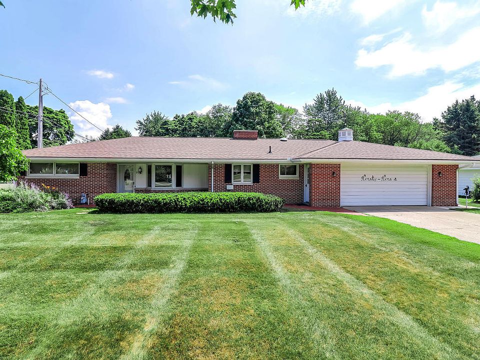 1st image of 99 Timberwood Ln