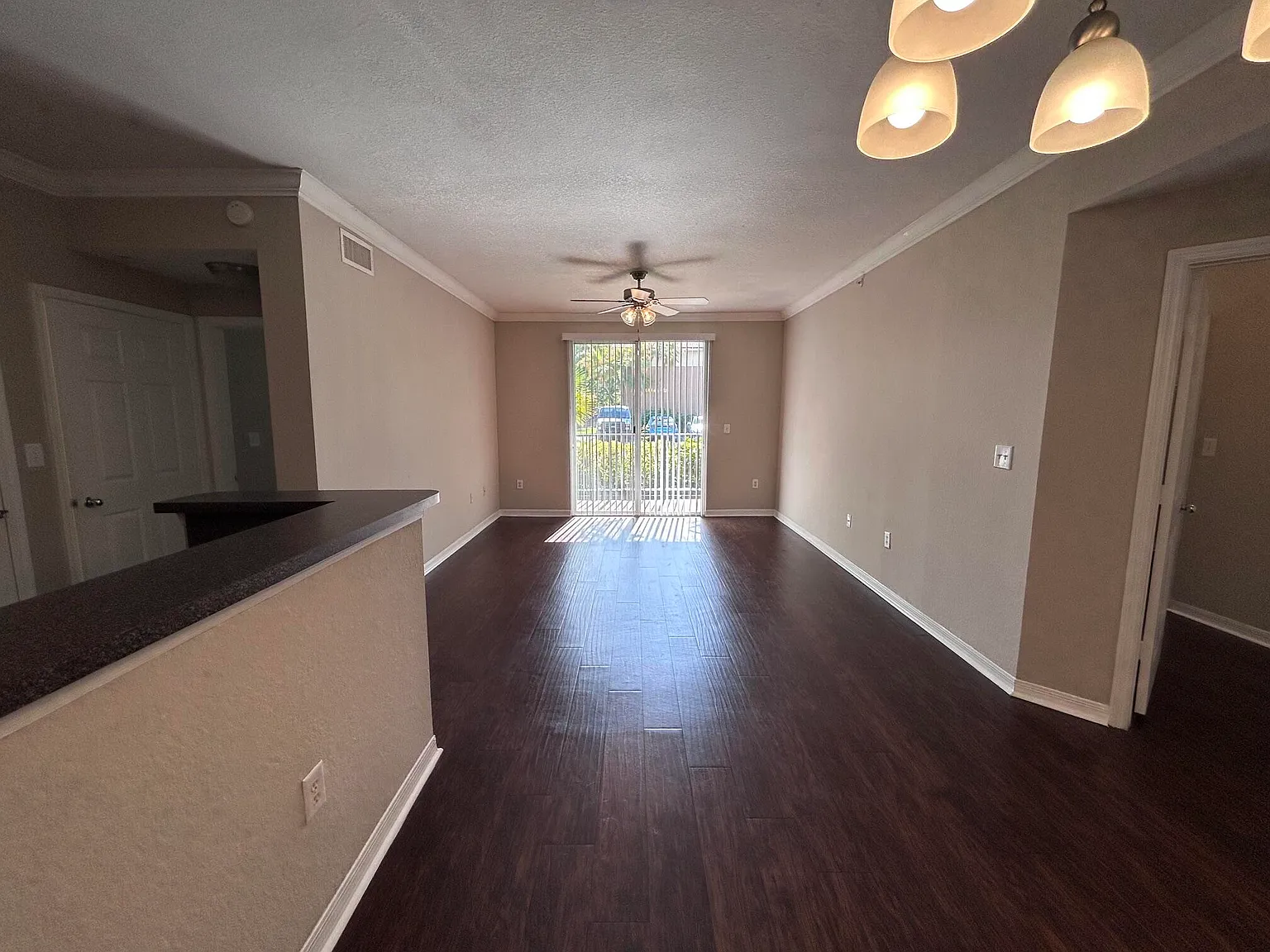 2 bed, 2.0 bath, 1079 sqft, $2,150 — Photo 1