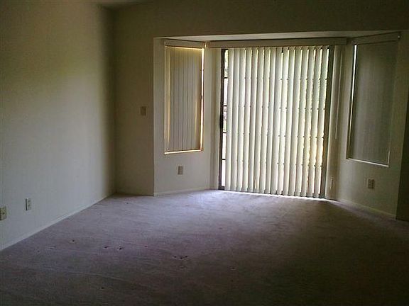 2nd image of 5438 E Kings Ave