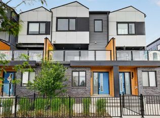 8554 S 19th Ave SE, Calgary, AB T2B0A5
