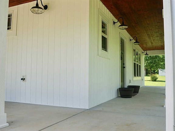 5th image of 1739 Brookwood Dr NE