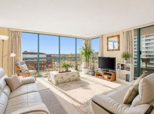 8831 Lansdowne Rd #804, Richmond, BC V6X 3T5