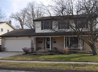 3264 Bluett Dr, Ann Arbor, MI 48105