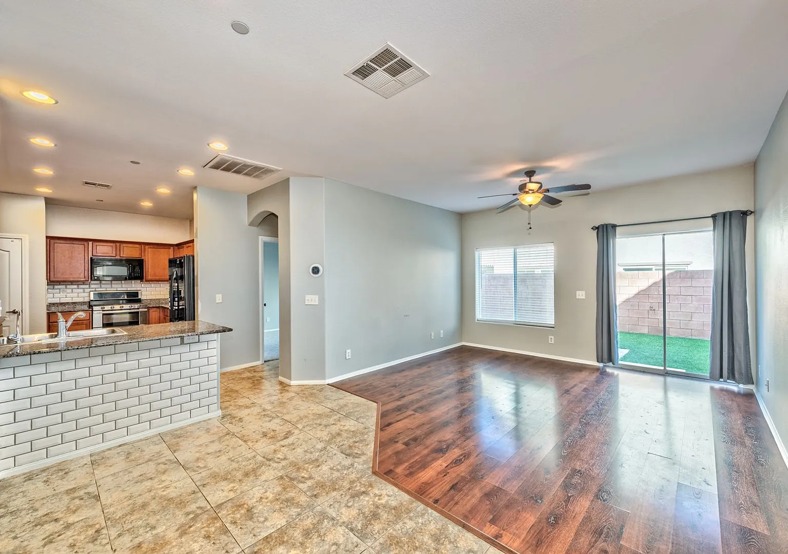 1172 Via Trevi, Henderson, Nevada 89052 — Photo 3