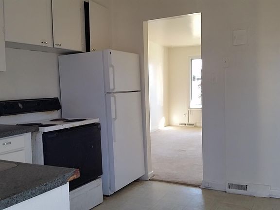 5th image of 1477 W Nevada Pl