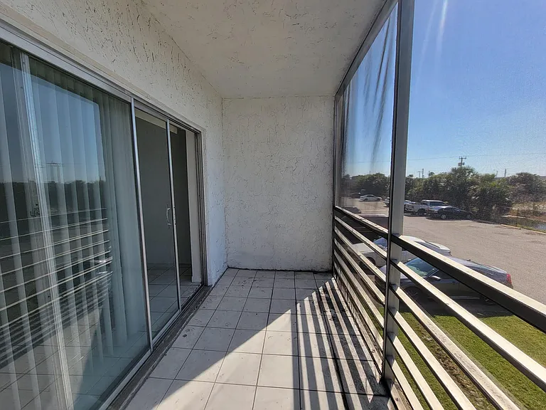 3700 NW 21st St #203 — Photo 11