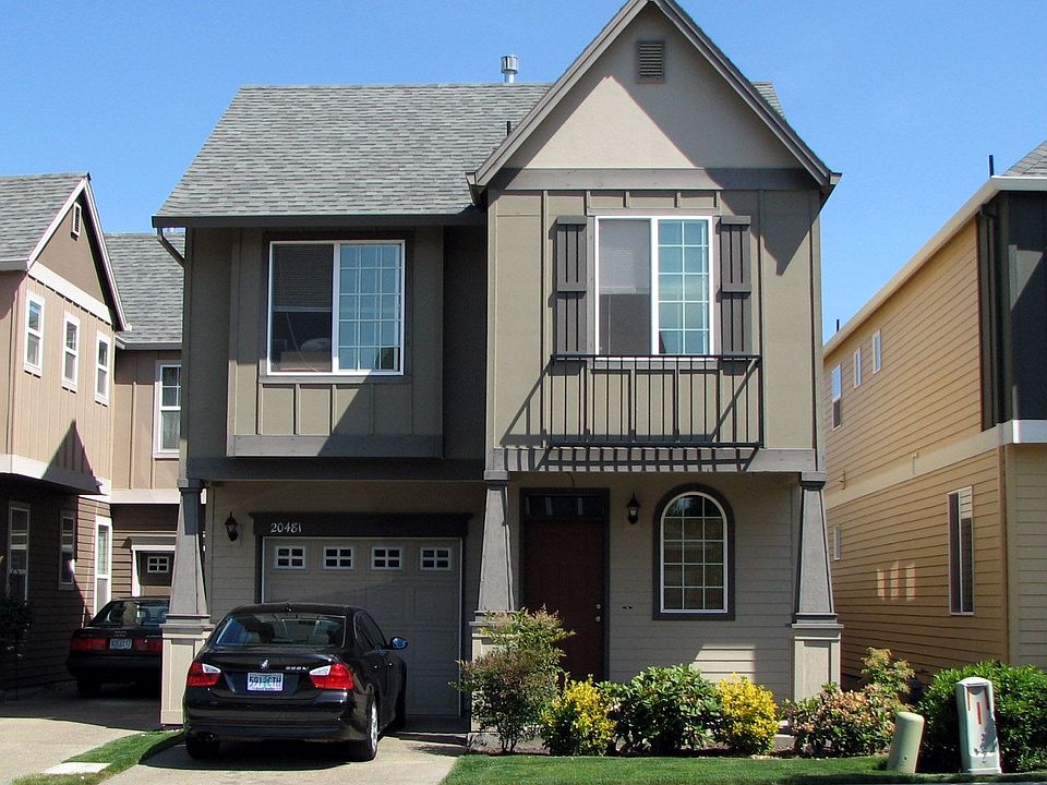 20481 SW Rosemount St - Exterior