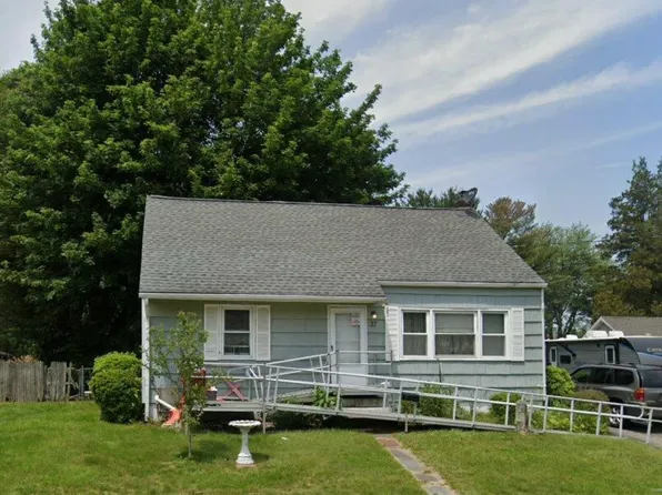 37 Morris Lane, Milford, CT 06460