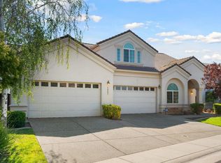 8447 Winterberry Dr, Elk Grove, CA 95624