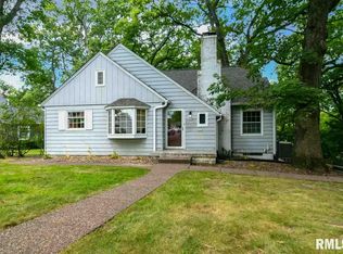 2301 15th Ave, Moline, IL 61265