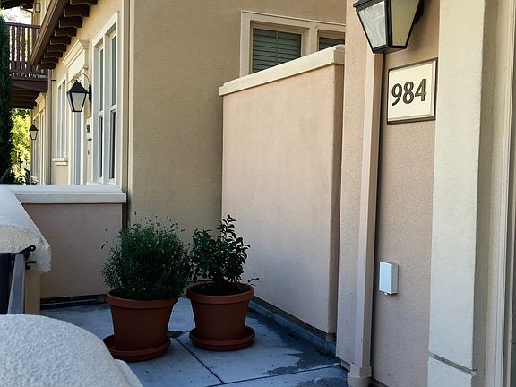 2nd image of 984 Indian Wells Ave