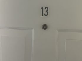 1-5 Lunenburg Street - 13