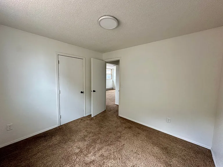 3509 S West Ave — Photo 21