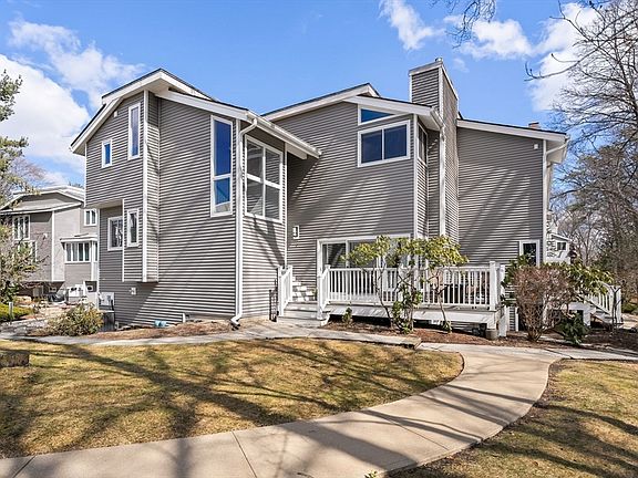 3rd image of 255 North Rd Unit 31