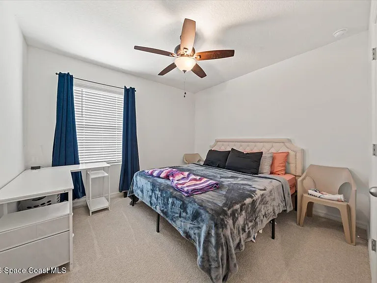 1927 Sloan Ct — Photo 16