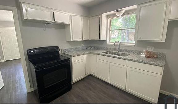 3rd image of 207 Betral St #1