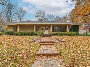 585 31st St SE, Paris, TX 75460