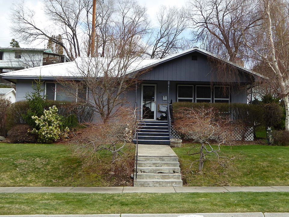 1st image of 701 Aspen St