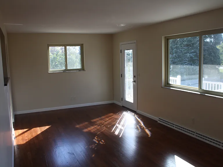 6016 Snyder Rd — Photo 5