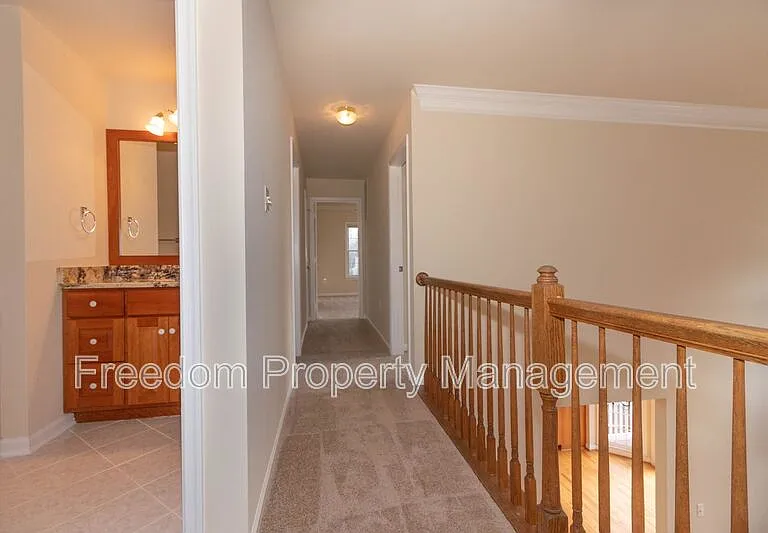 80 Brookshire Dr — Photo 43