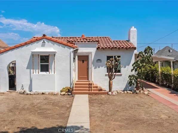 932 6th St, Redlands, CA 92374