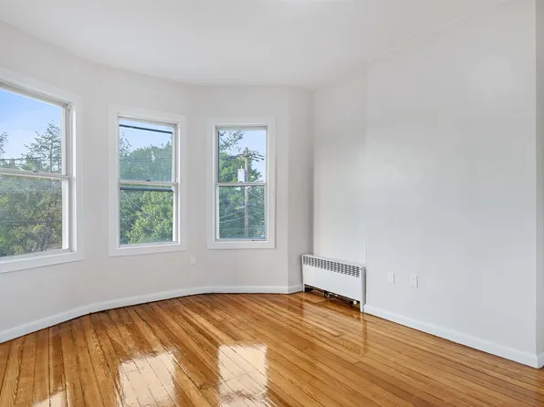 313 23rd Street image 3 of 17