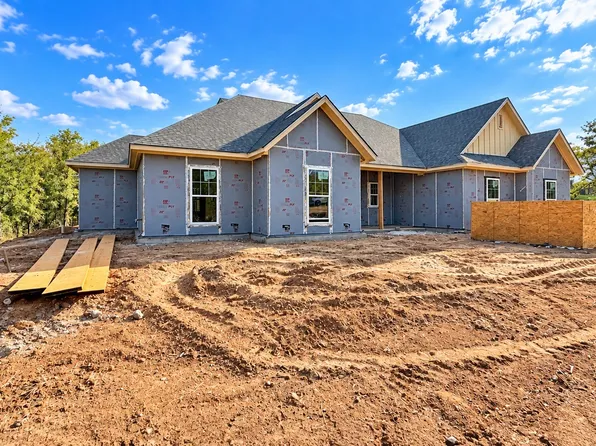 119 Spring Valley Rd, Paradise, TX 76073