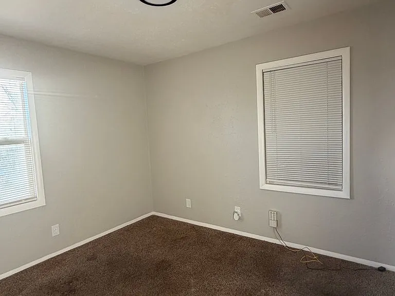 6048 Dickson Rd — Photo 5