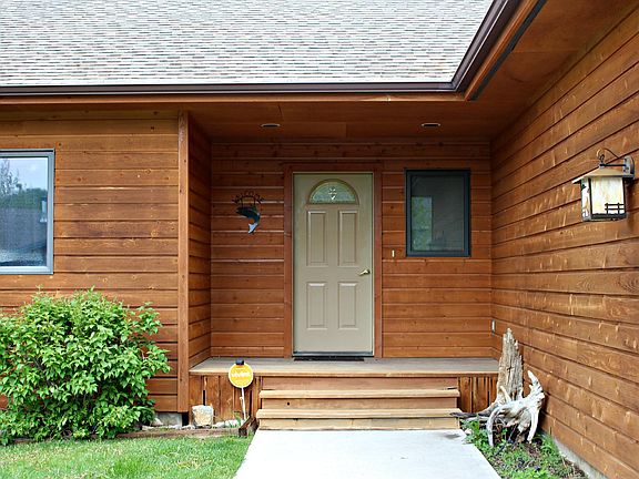 4th image of 356 Riverview Dr