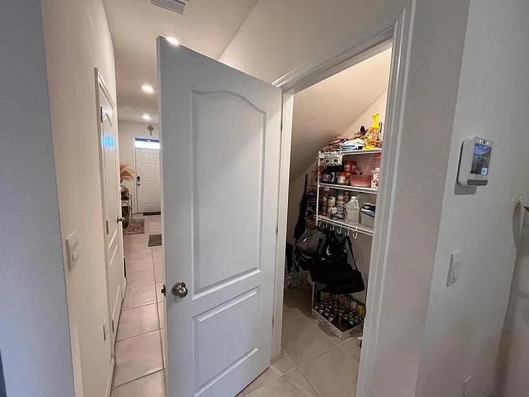 1256 Draintree St — Photo 24