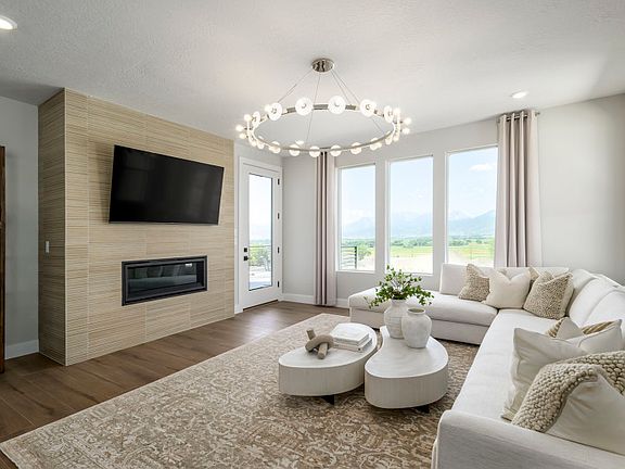 Spacious Gathering Room