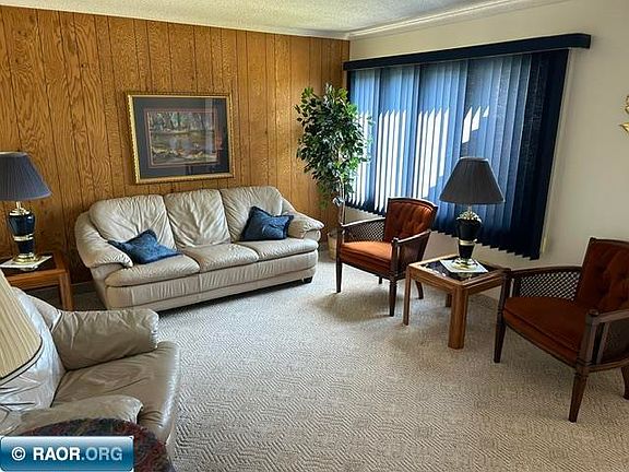 4th image of 3941 3rd Ave E