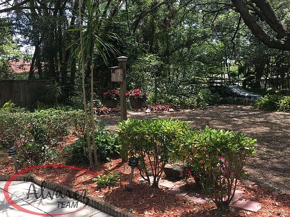 5th image of 10110 Cliff Cir