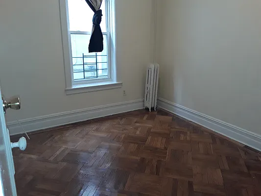 Rented by Zjama Realty Corp | media 4