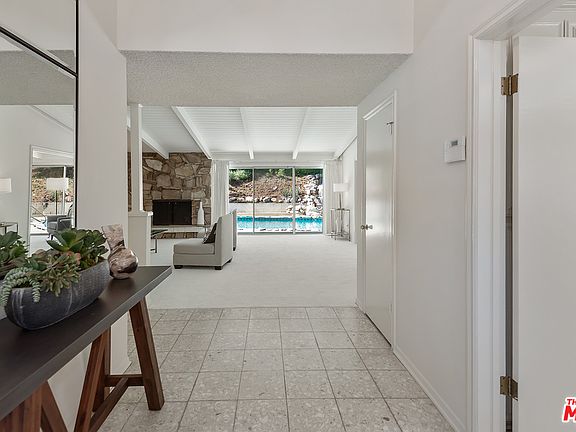3rd image of 4623 El Caballero Dr