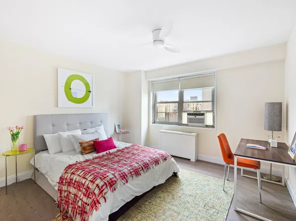 100 West 93rd Street image 7 of 12