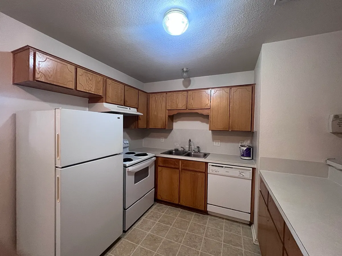 Building Photo - 4103 Nadine Dr #B
