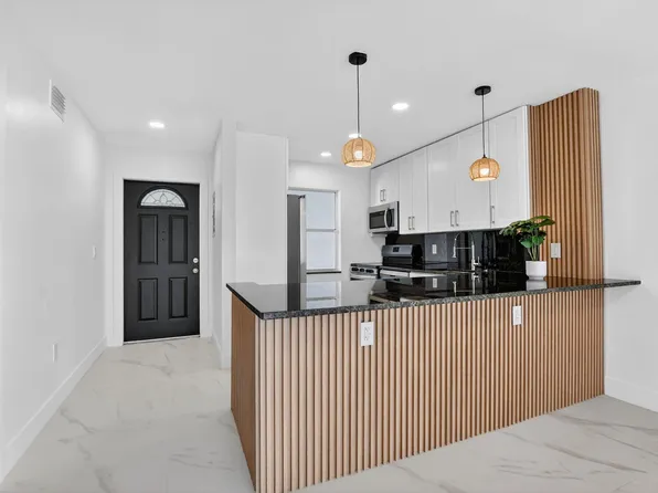9780 Marina Boulevard #425, Boca Raton, FL 33428