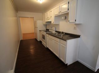 29 W Main St APT 5, Strasburg, PA 17579