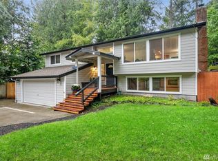 5680 NE Foster Rd, Bainbridge Island, WA 98110