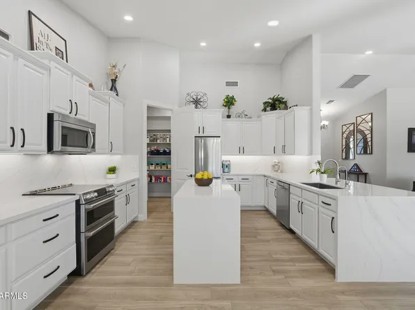 5643 W ROCK Court, San Tan Valley, AZ 85144