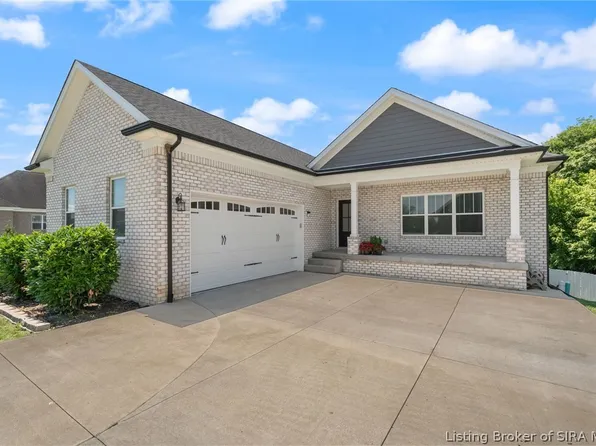 8002 Shady View Drive, Charlestown, IN 47111