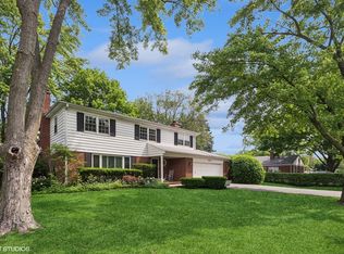 2340 Pomona Ln, Chicago, IL 60091