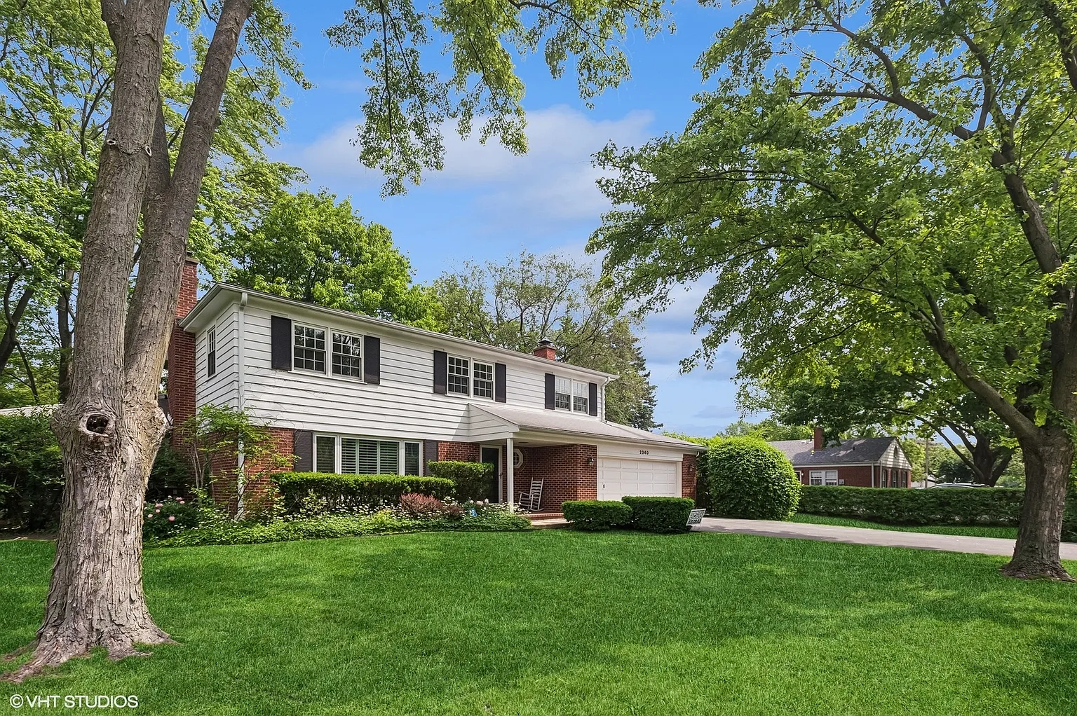 2340 Pomona Ln photo 1