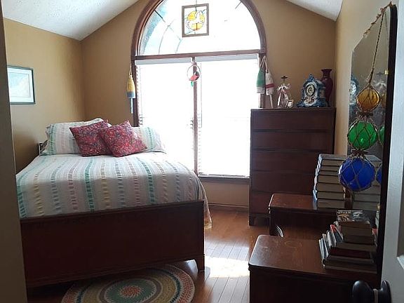 Large bedroom upstairs