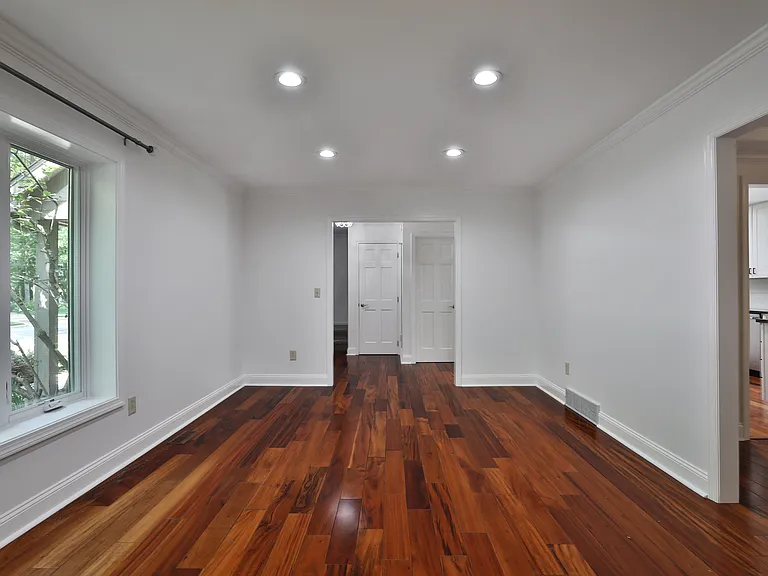 1086 Ravine Ridge Dr — Photo 12
