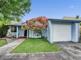 2400 SW 131st Ct, Miami, FL 33175